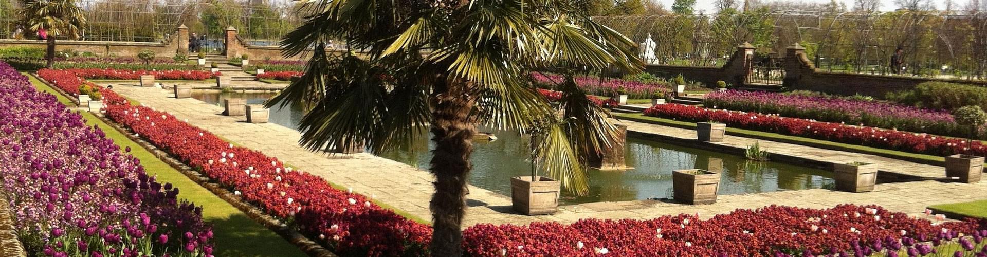 UK gardens to visit, British flower gardens, famous UK gardens, garden tours UK